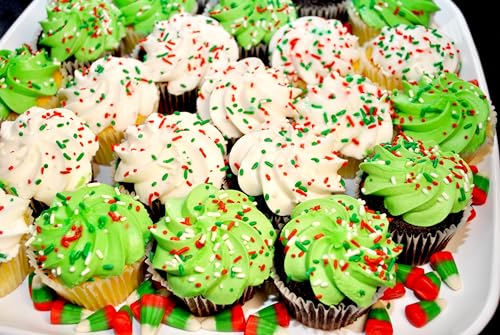 Christmas Sprinkles - 1 Pound - Holiday Xmas Jimmies - Red, White & Green Jimmies for Baking - Bulk Sprinkle Toppings for Cookies, Cakes, Cupcakes, and More!