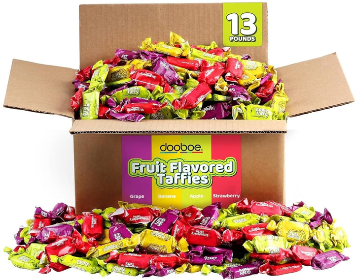 Bulk Dooboe Mini Taffy Candy - Approx. 700 Candies - Assorted Fruity Flavors - Bulk 13 Pound Box - Taffies Individually Wrapped for Pinatas, Parades, Candy Buffet - Apple, Strawberry, Grape, Banana
